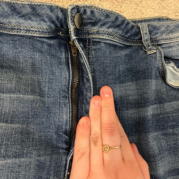 Lane Bryant Bermuda Denim Jeans with Distressing and Patchwork - Picture 5 of 8